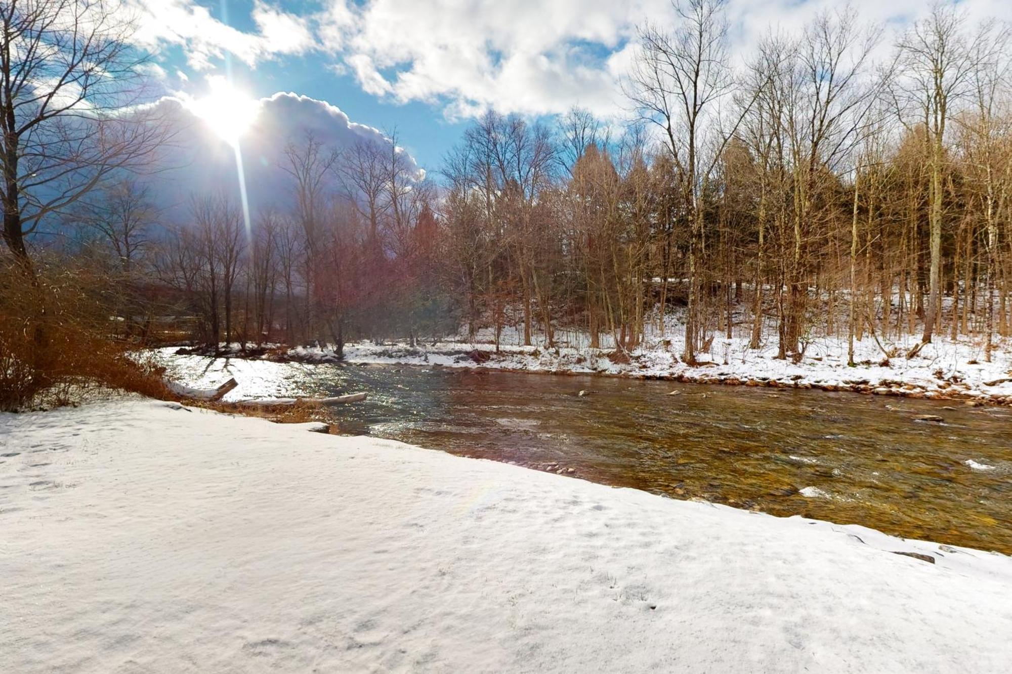 Jay Peak Getaway On Trout River Montgomery Экстерьер фото